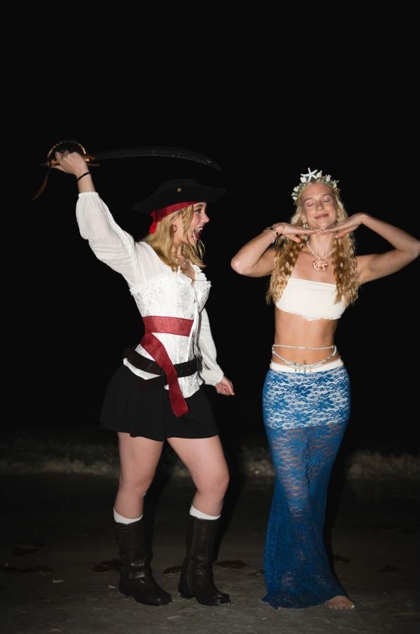 Pirate & Mermaid Duo Halloween Costumes