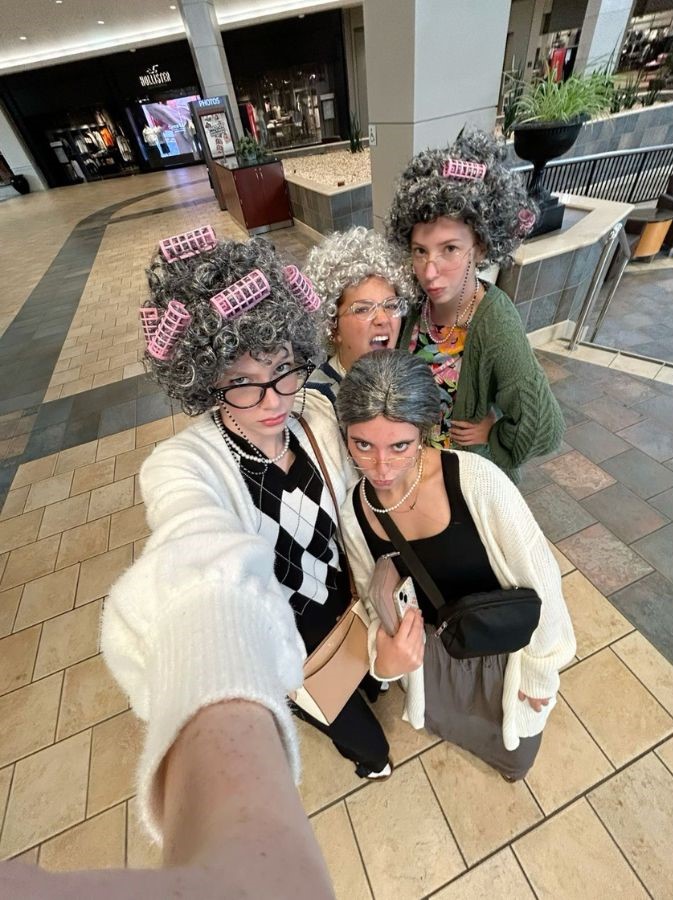 old grannies as funny halloween costumes 