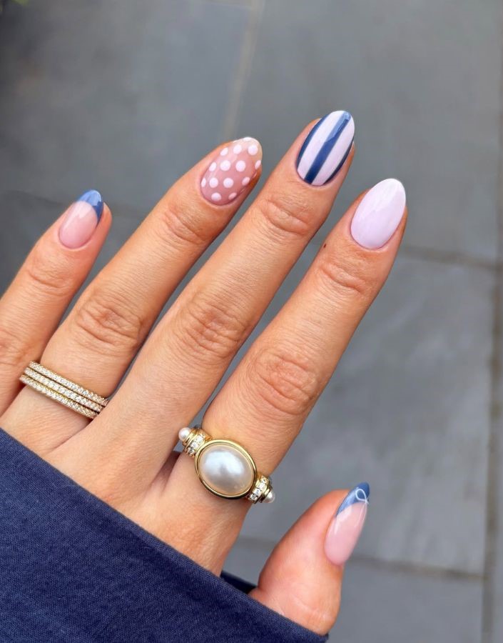 midnight blue light pink polka nails