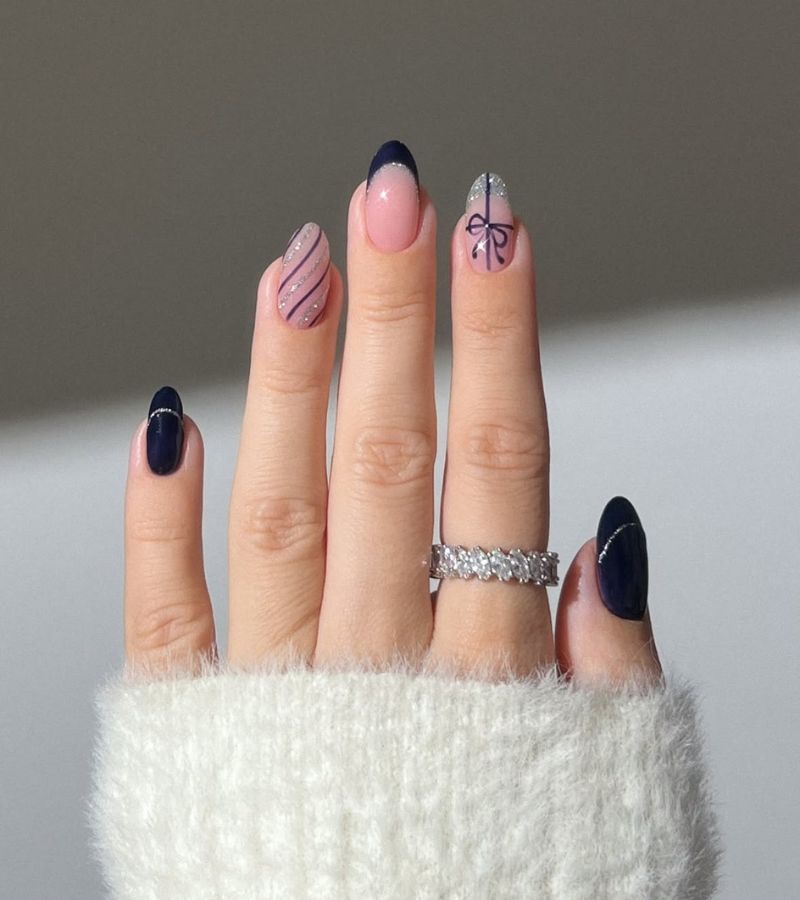 midnight blue christmas nails