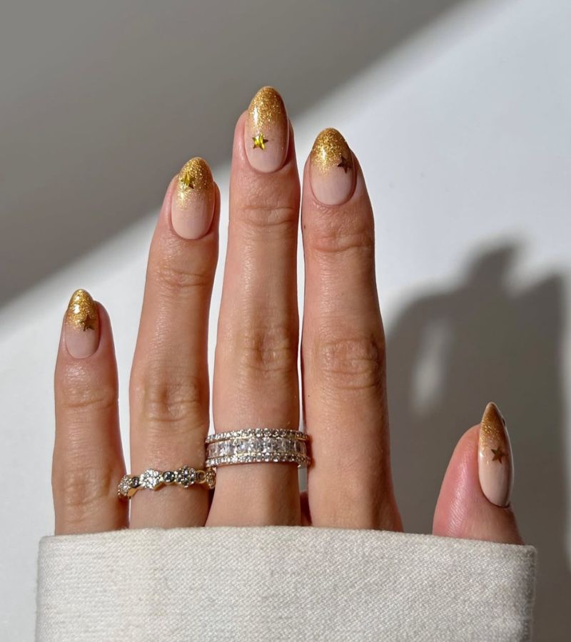 gold sparkly holiday tips