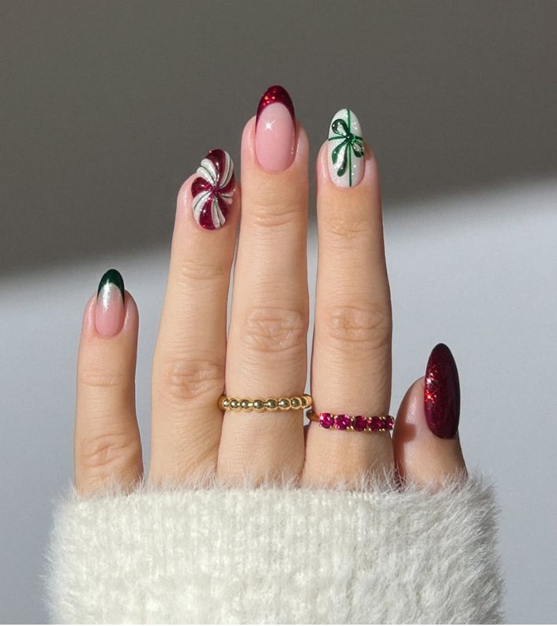 holiday candy cane nails