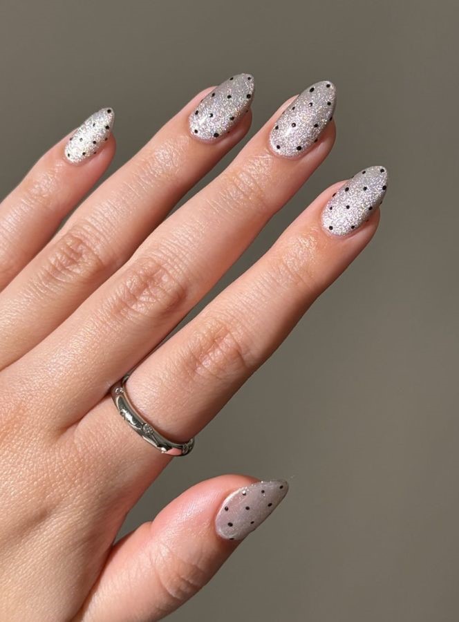 silver velvet nails