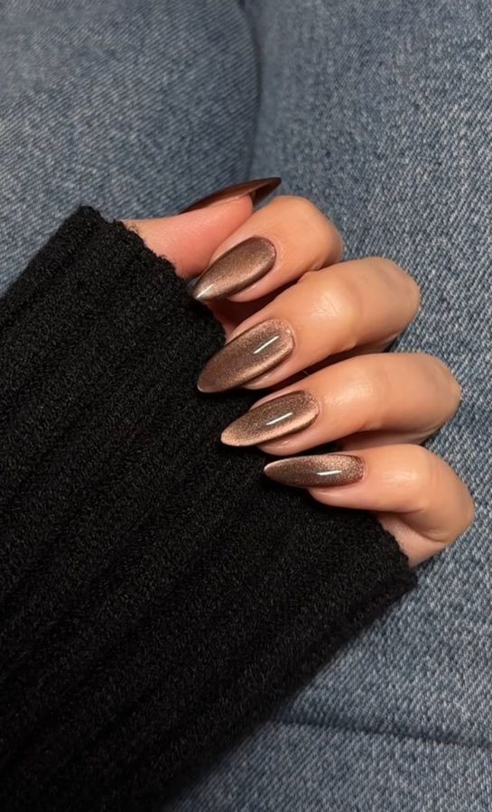 mocha velvet nails