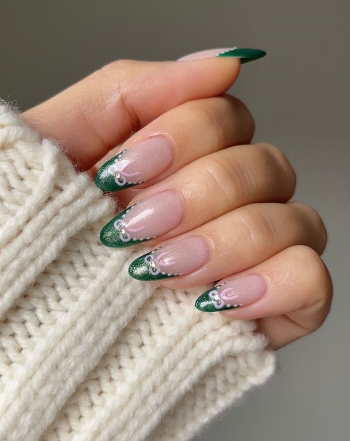 green barbie nails