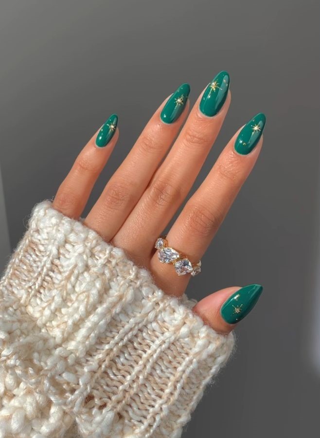 green sparkly nails