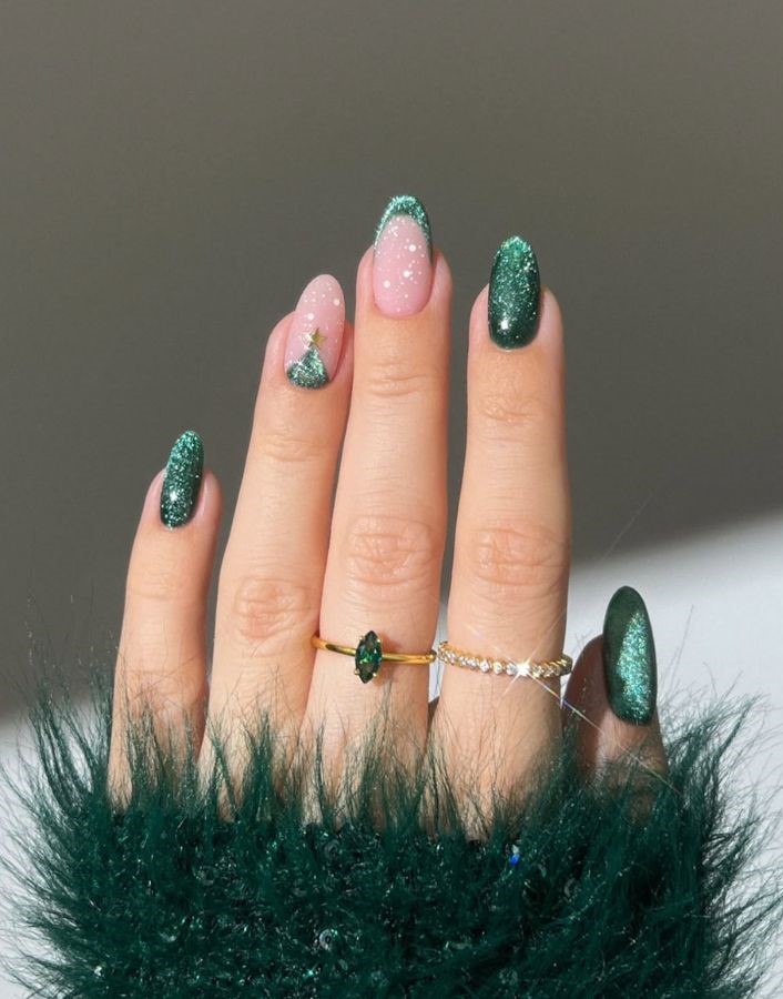 sparkly green frost nails