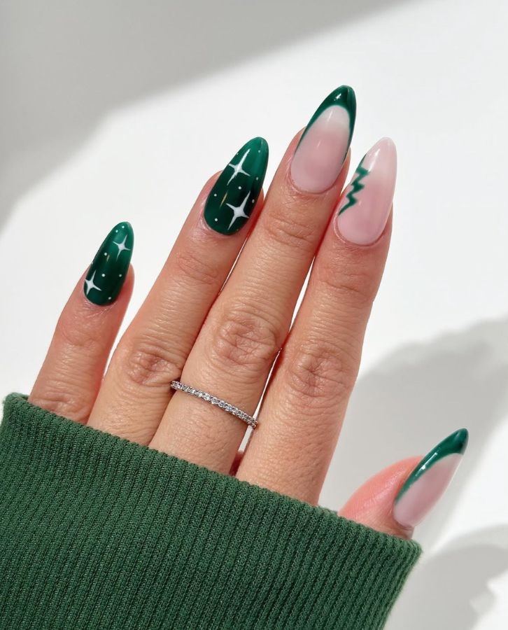 emerald sparkly nails
