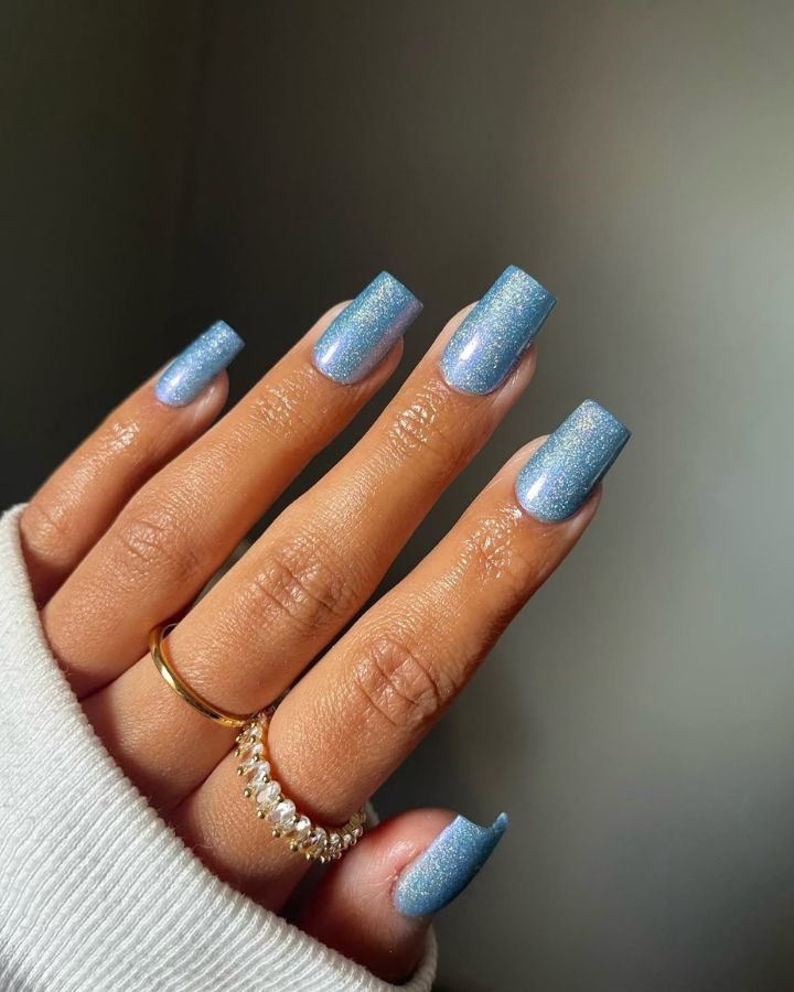 icy blue sparkly nails