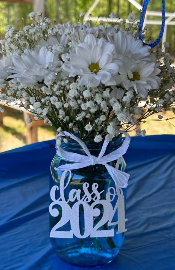 class of 2024 mason jar centerpiece