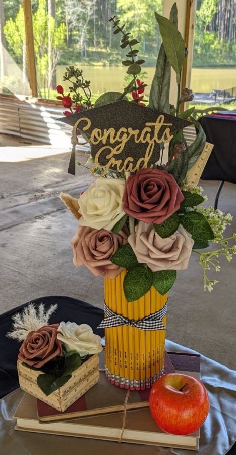 pencil graduation party centerpieces
