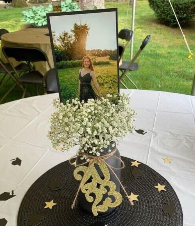 graduation mason jar with grad photo