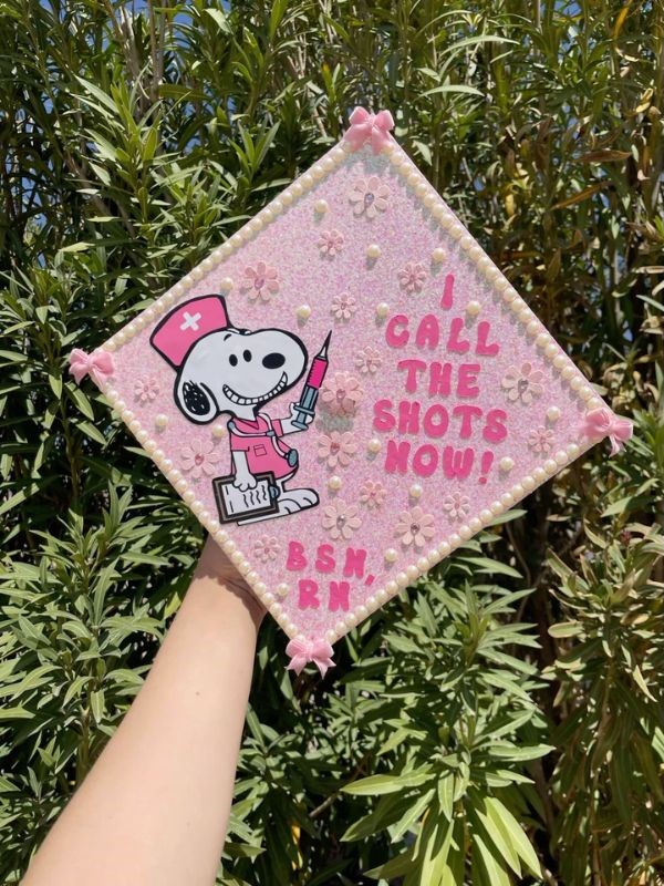 snoopy graduation cap designs