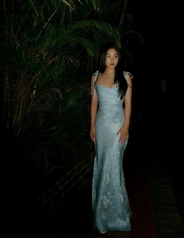 blue floral tie strap graduation outfit ideas