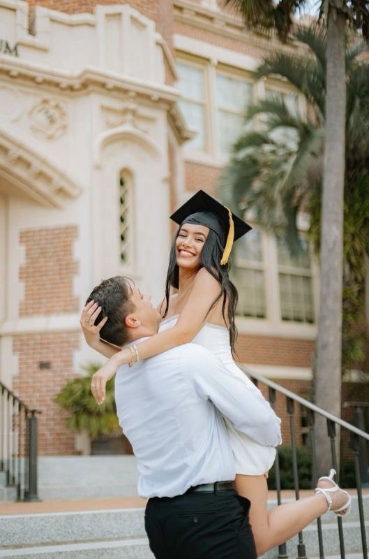 lifting the grad graduation photoshoot ideas