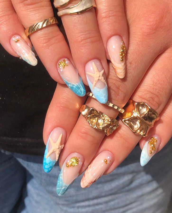 blue beach tressure nails
