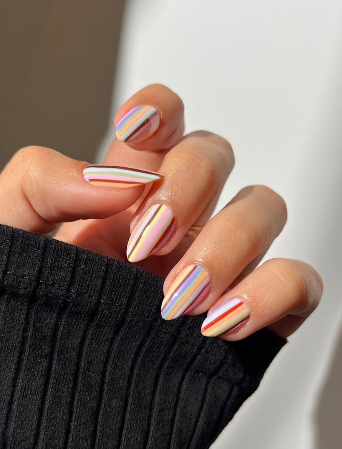 rainbow striped nails