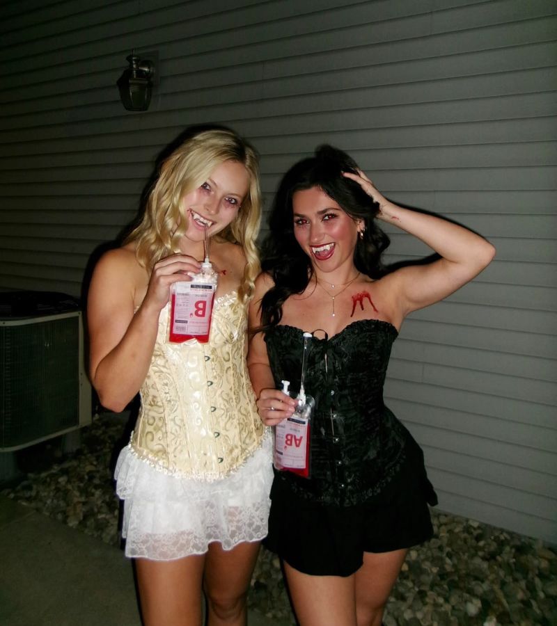 vampire duo college halloween costume ideas