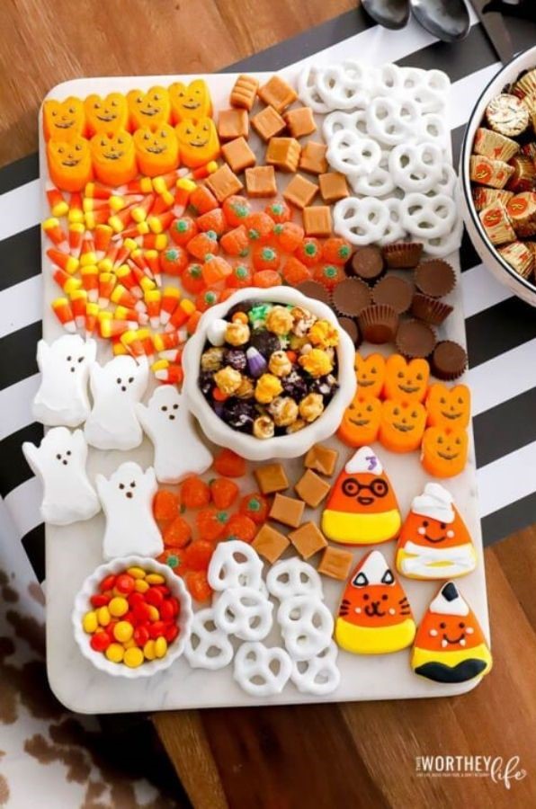 Cute Halloween Candy Board