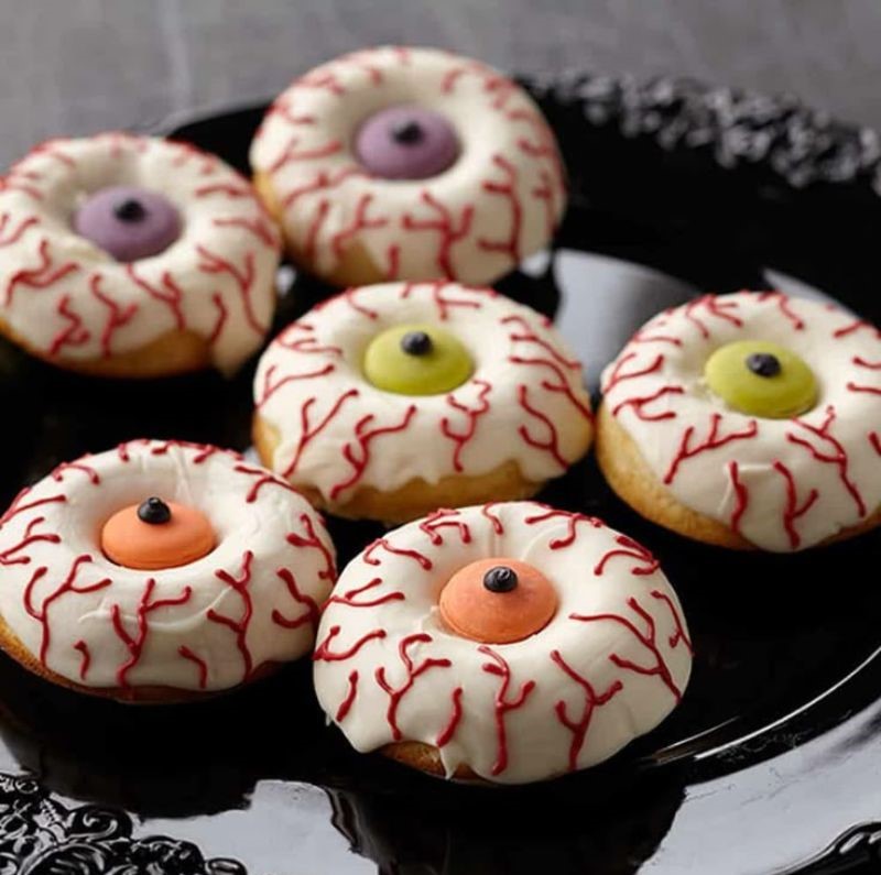 Bloodshot Eyeball Donuts halloween desserts