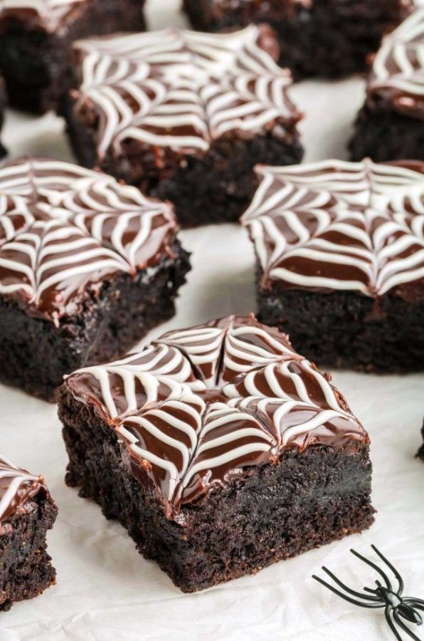 halloween desserts Spiderweb Brownies