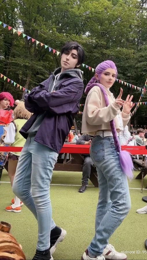 Casual Rumi & Jinu kpop demon hunters halloween costumes