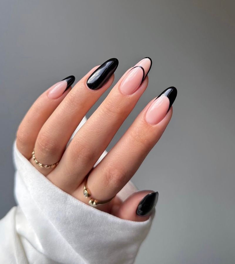 Black Outline French Nails