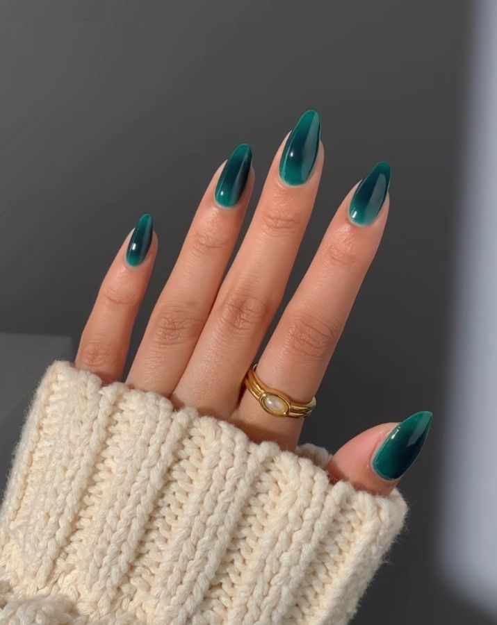 Emerald Jelly Nails